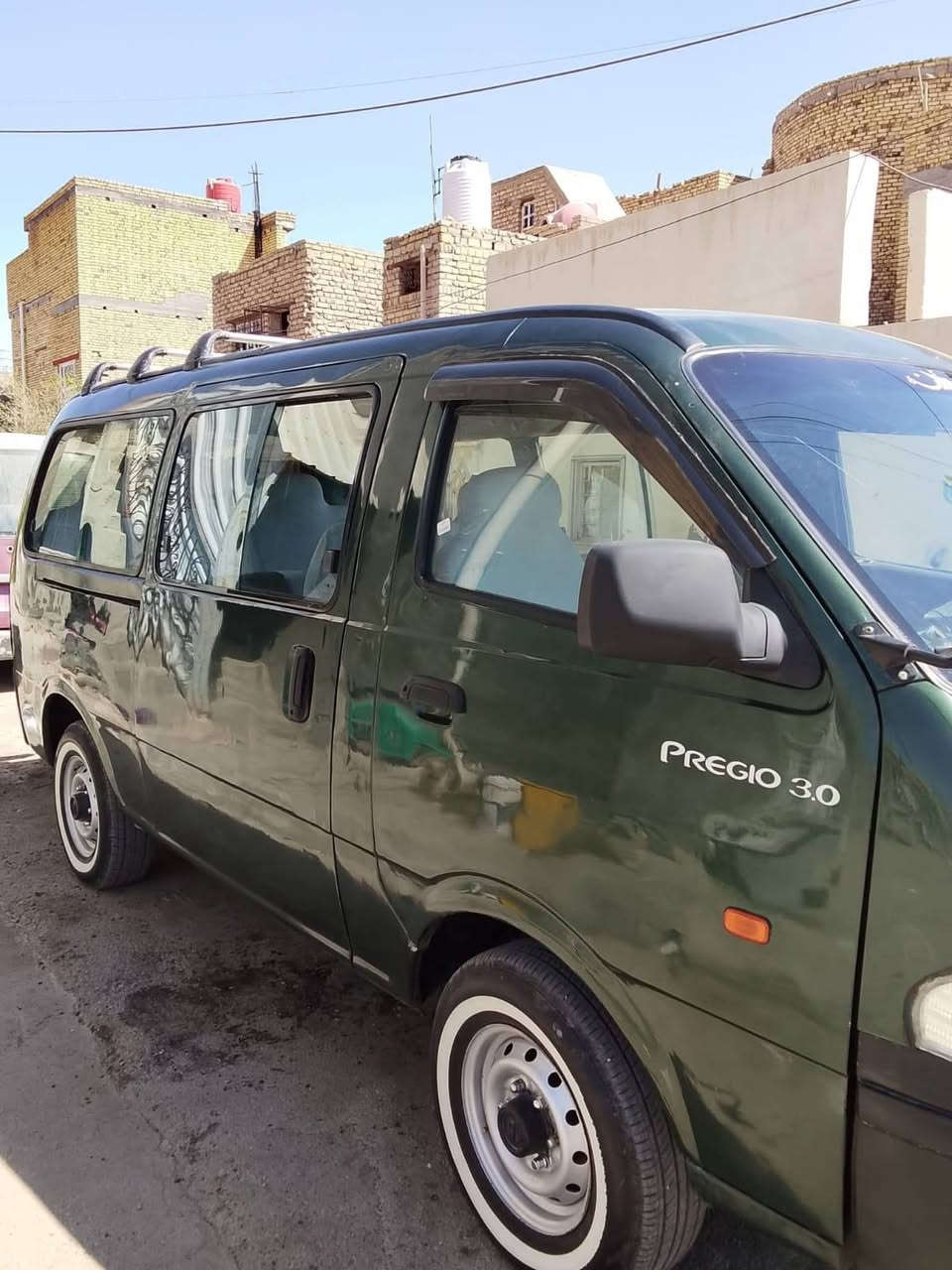 سلام عليكم كيا بريجو للبيع سيارة نضيفة كلش ونقص برغي ما بيها موديل 98 رقم بغداد الماني مكينة وكير وحدادية كفالة مصبوغة عام  مكان السيارة ذي قار وسعرها 70 وبيها مجال وهذا الرقم ***********
