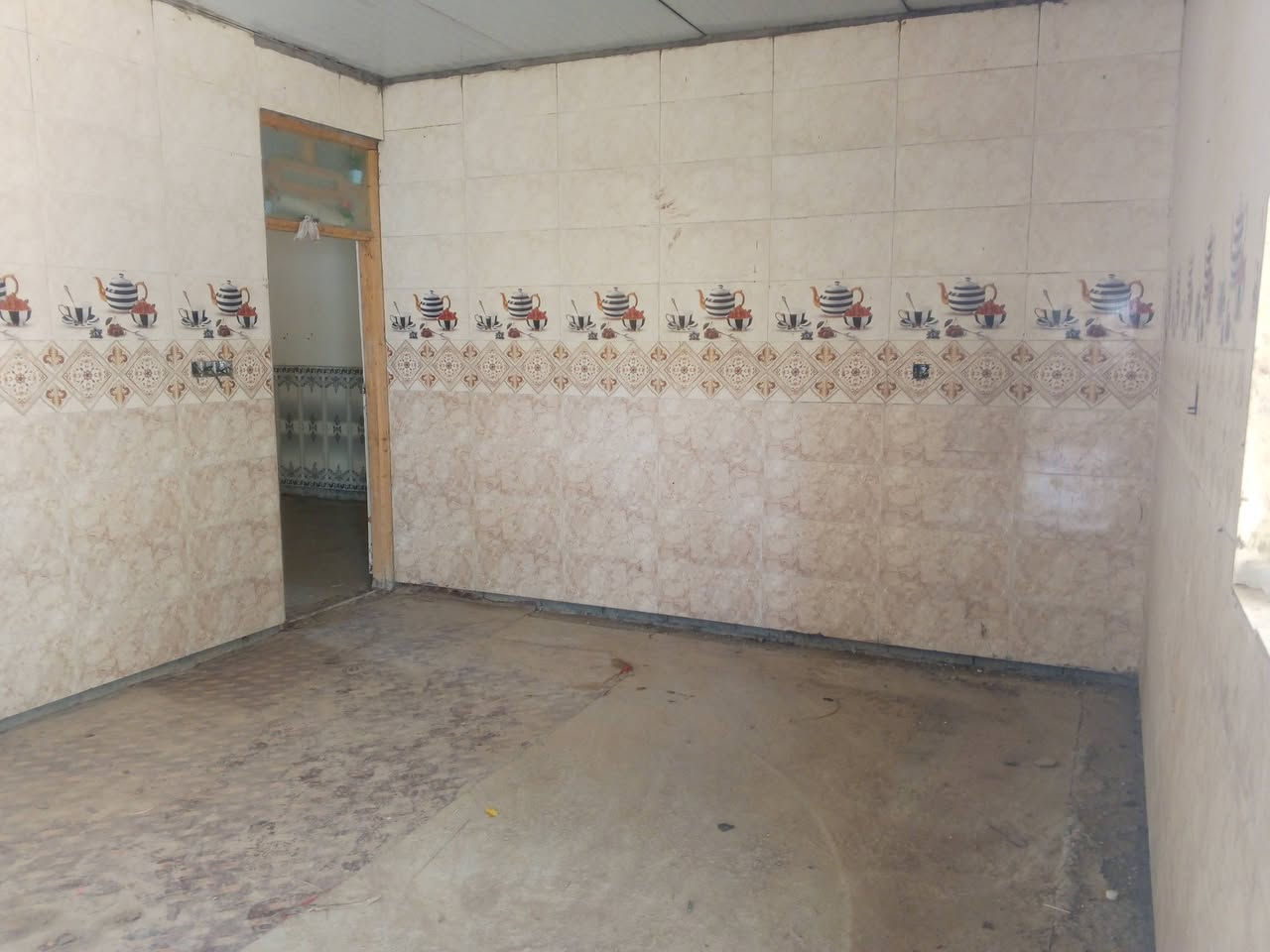 سلام عليكم  اللبيع   نص دونم طابو سند 25
علا طريق المطار عله مشروع ابوصريمه 
اللستفسار ***********
***********
