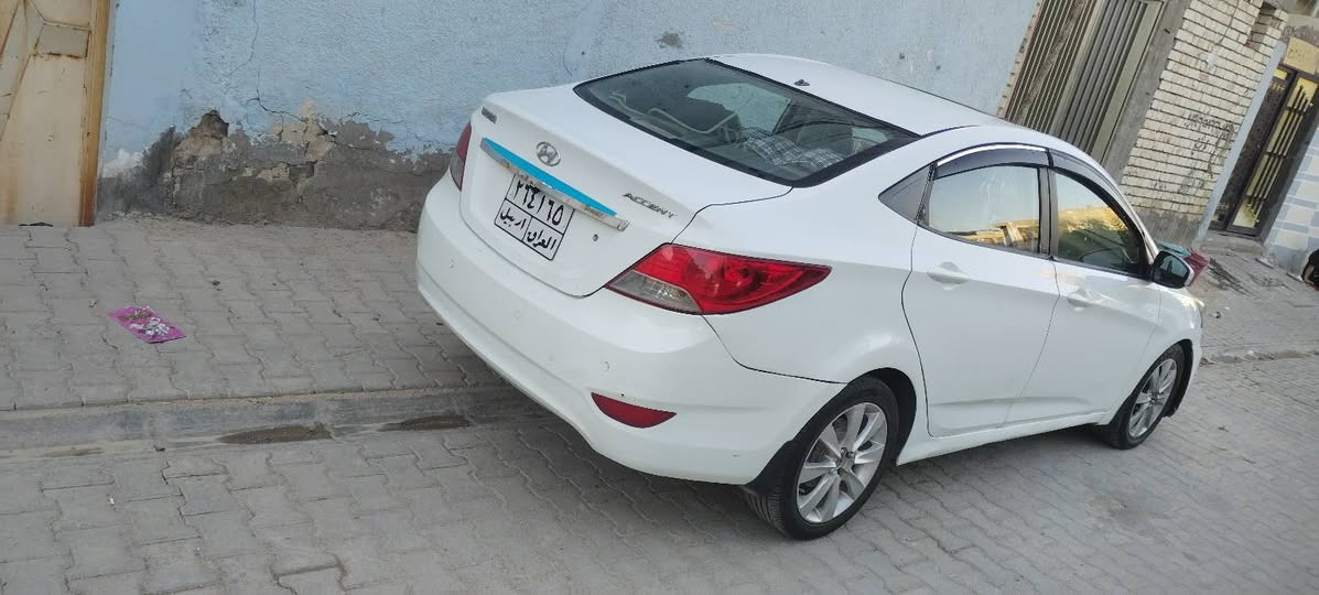 سلام عليكم
سياره للبيع اكسنت مديل ٢٠١٢
ثلاث قطع بيهه صبغ
وسياره جاهزه تبريد حداديه
مكاني نجف
***********
