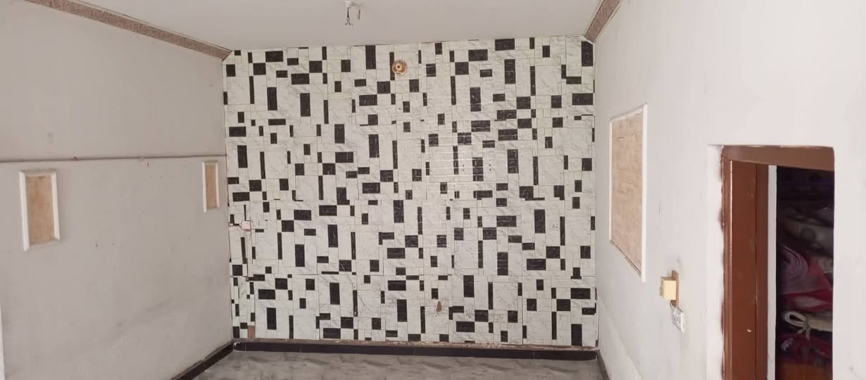 بيت للبيع • طابو زراعي • ٣٠٠م