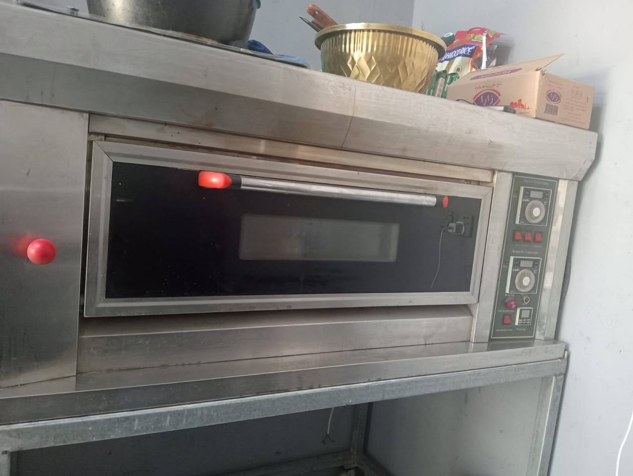 براد للبيع سعر 175 قفل فرن بيتزا سعر 550  شغال كهرباء وغاز   بهرز المثلث ***********
