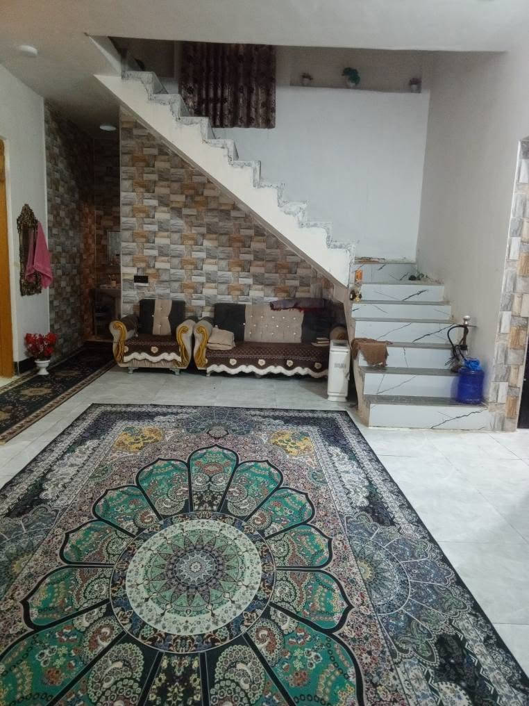 المساحه 200 متر بناء حديث مال جناي 
غرفتين صاله استقبال مطبخ حديقه حمام داخلي وخارجي
عنوانه نجف شارع كربلاء نجف جهة ياعلي رقم العمود 155 قريب طريق الزائرين يبعد عن الشارع العام 350 متر
طابو زراعي سند 25 مشمول بقرار التطويب رقم 320 تبليط ماء كهرباء سوك مستوصف خط كيات
سعره 45 وبيه مجال بسيط
يرهم اقساط مقدمه 30 والباقي دفعات
للتواصل خاص 
او الاتصال *********** النجف, العراق
