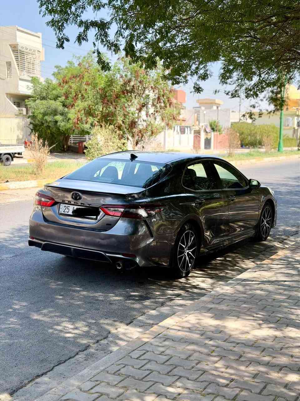 🚘 للبيع كامري 2023 SE أمريكي 🇺🇸

🔹 الموديل: كامري SE 2023
🔹 المحرك: 2.5 لتر
🔹 الكير: أوتوماتيك 8 نمر
🔹 الوقود: بنزين
🔹 الممشى: 81 كيلو متر 
🔹 اللون: نفطي 
🔹 الكشنات: جلد
🔹 الكاميرا الخلفية
🔹 حساسات توقف
🔹 حساس خطوط + تحذير مغادرة المسار
🔹 مثبت سرعة
🔹 مثبت سرعة تكيفي
🔹 مستشعر وقوف
🔹 نظام فرملة الطوارئ
🔹 تحذير من الاصطدام الأمامي
🔹 نظام أندرويد أوتو
🔹 شاشة
🔹 مراقبة النقطة العمياء
🔹 مقاعد كهربائية
🔹 قفل مركزي للأبواب
🔹 مصابيح زينون أمامية
🔹 عرض المعلومات على الزجاج الأمامي
🔹 أبل كار بلاي
🔹 التحكم الإلكتروني في الثبات

🛠️ الضرر: فوك رقم بصندوك شوية صبغ فقط 
✅ السيارة ما بيها أي نقص.

💰 السعر: 225 وبيها مجال 

📍 المكان: كركوك 
📞 للتواصل: *********** كركوك, العراق
