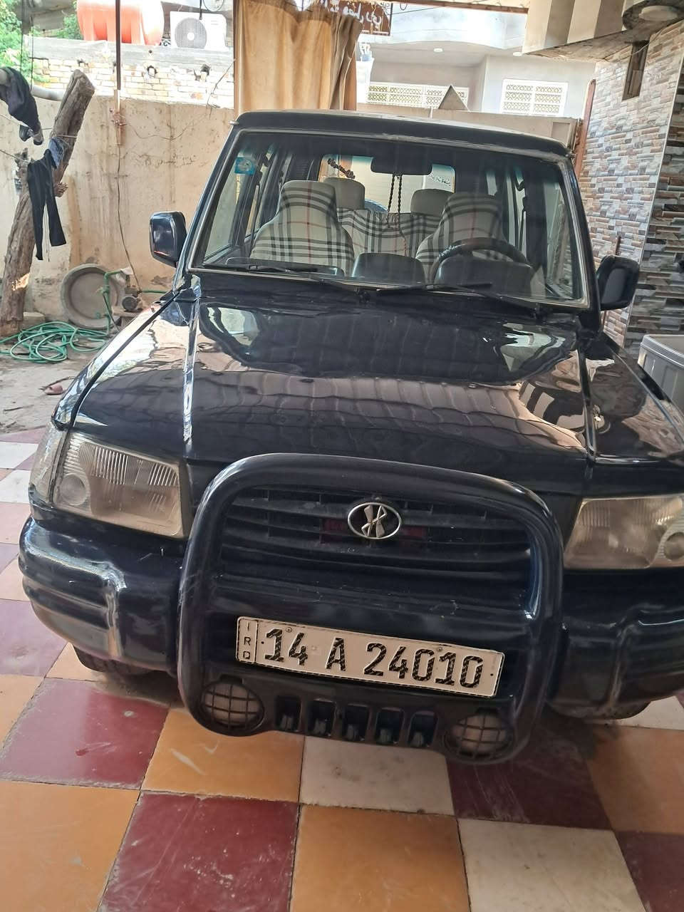 السلام عليكم كالوبر موديل 2001 سياره جاهزه وحلوه محرك خير من الله مكينه بطه  رقمها بصره تحويل ثاني يوم السنويه لحد 2027مكانها بابل الحمزه الغربي 
السعر 35 وبيها مجال 
هذا رقمي ***********
