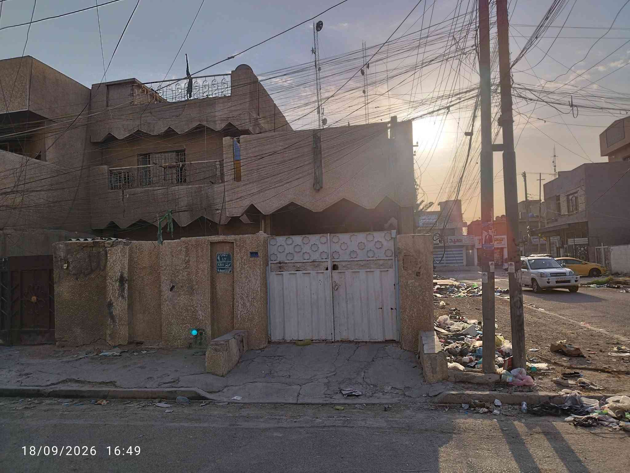 دار للبيع مقسم الى مشتملين المساحه ميتين 200متر ركن خلف الشارع العام شارع الرئيس للبو دشير الإتصال على الرقم التالي ‏‪***********‬‏يم السوق  الدار فارغ.

نص مكتوب في الصور:
- 18/09/2026 17:06
- 18/09/2026 17:04
- 18/09/2026 17:03
- 18/09/2026 16:49
- 18/09/2026 16:48