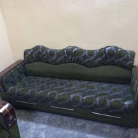تخم • ٤ قطع