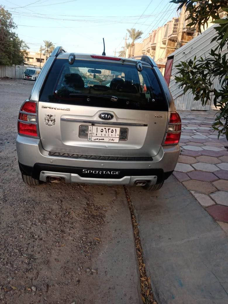 سبورتج موديل 2009  كوري  
فول مواصفات 
رقم بغداد 
 صدر جديد تبريد شغال بيها قطعتين صبغ  جاملع بي طخه  والثاني جراد ومصبوغ
مكان السياره بغداد الشعب 
السعر 110 ورقه 
للاستفسار الاتصال 
***********
0️⃣7️⃣7️⃣0️⃣0️⃣1️⃣0️⃣9️⃣7️⃣3️⃣1️⃣ بغداد, العراق
