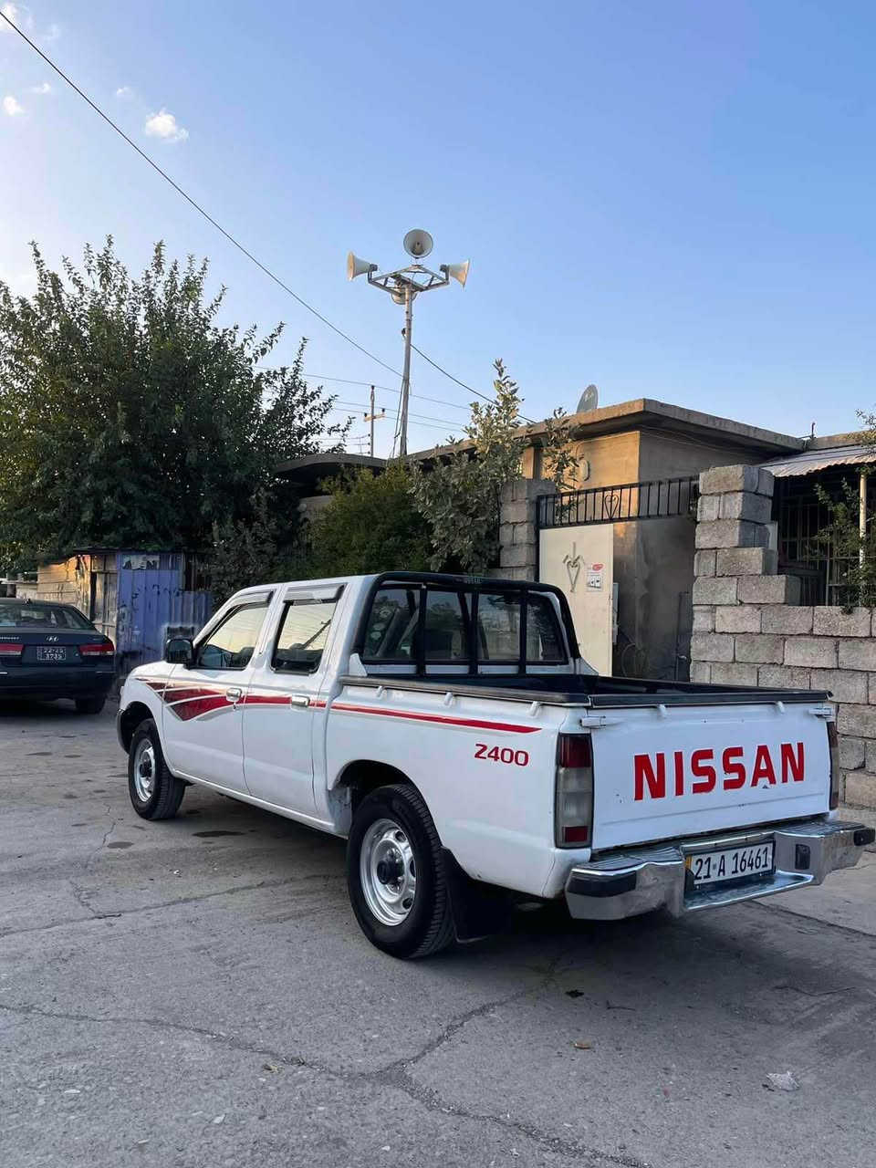 نيسان محسن • قفل مركزي • ٢٠٣٠