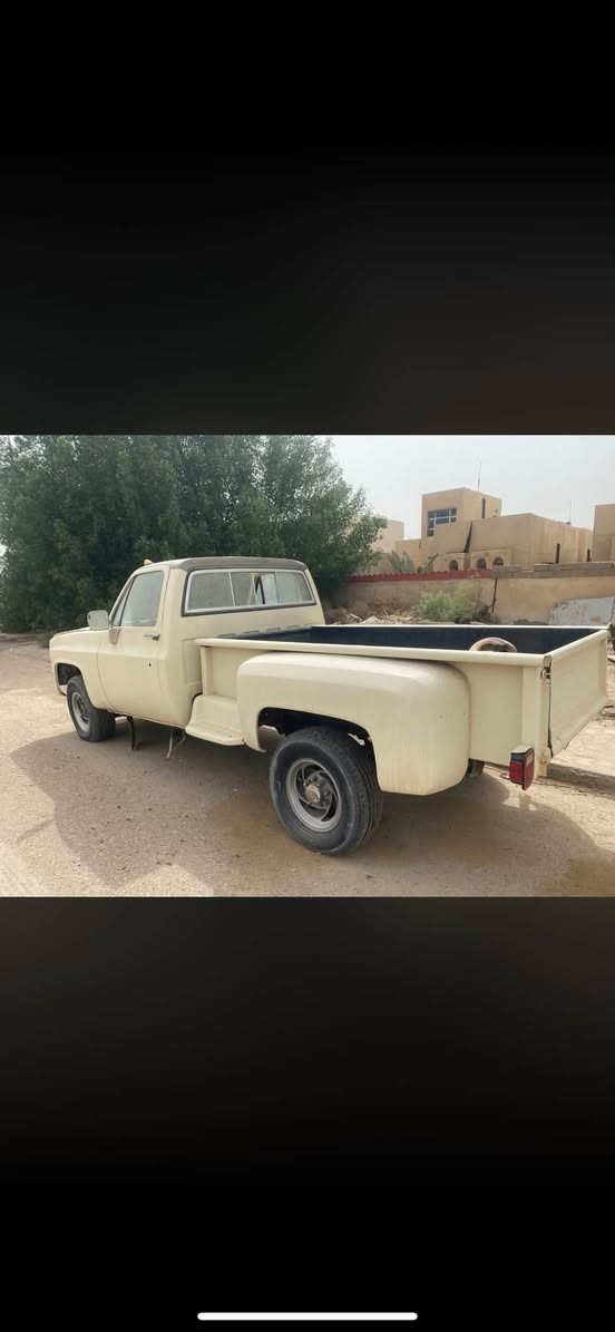 جمس وانيت موديل ١٩٨٠رقم الناصريه اصفر مكينه ٤٥٠حلاب كير ٤٠٠توماتيك مكاني البصره كرمه علي 
رقم ***********
