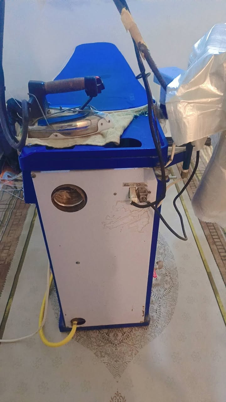 سلام عليكم نورفه صناعه مصري نضيفه جديده استعمال قليل جدا السعر 700الف وبيه مجال قليل رقمي ***********
