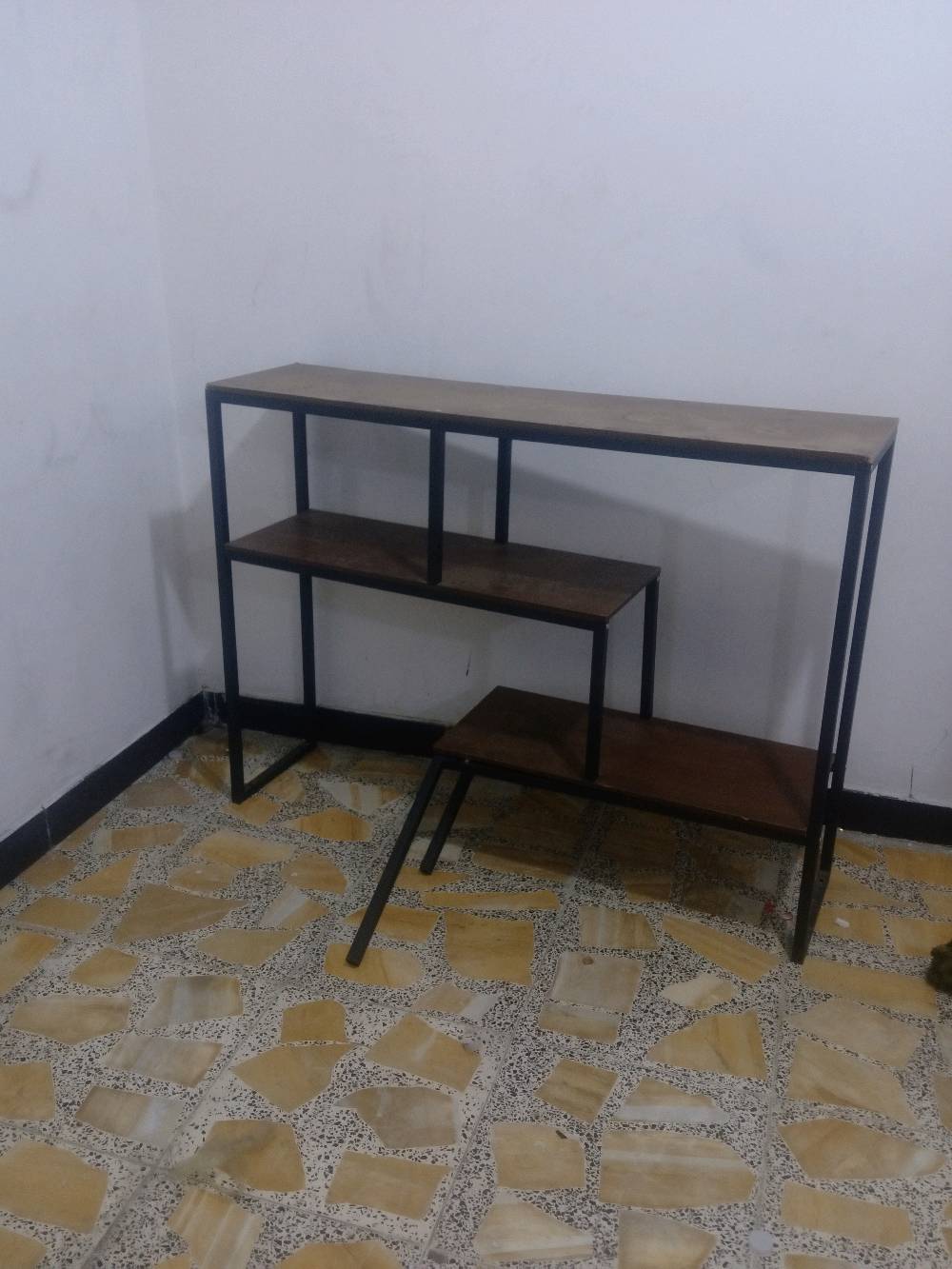 فاترينا • استعمال قليل • حي جامعه