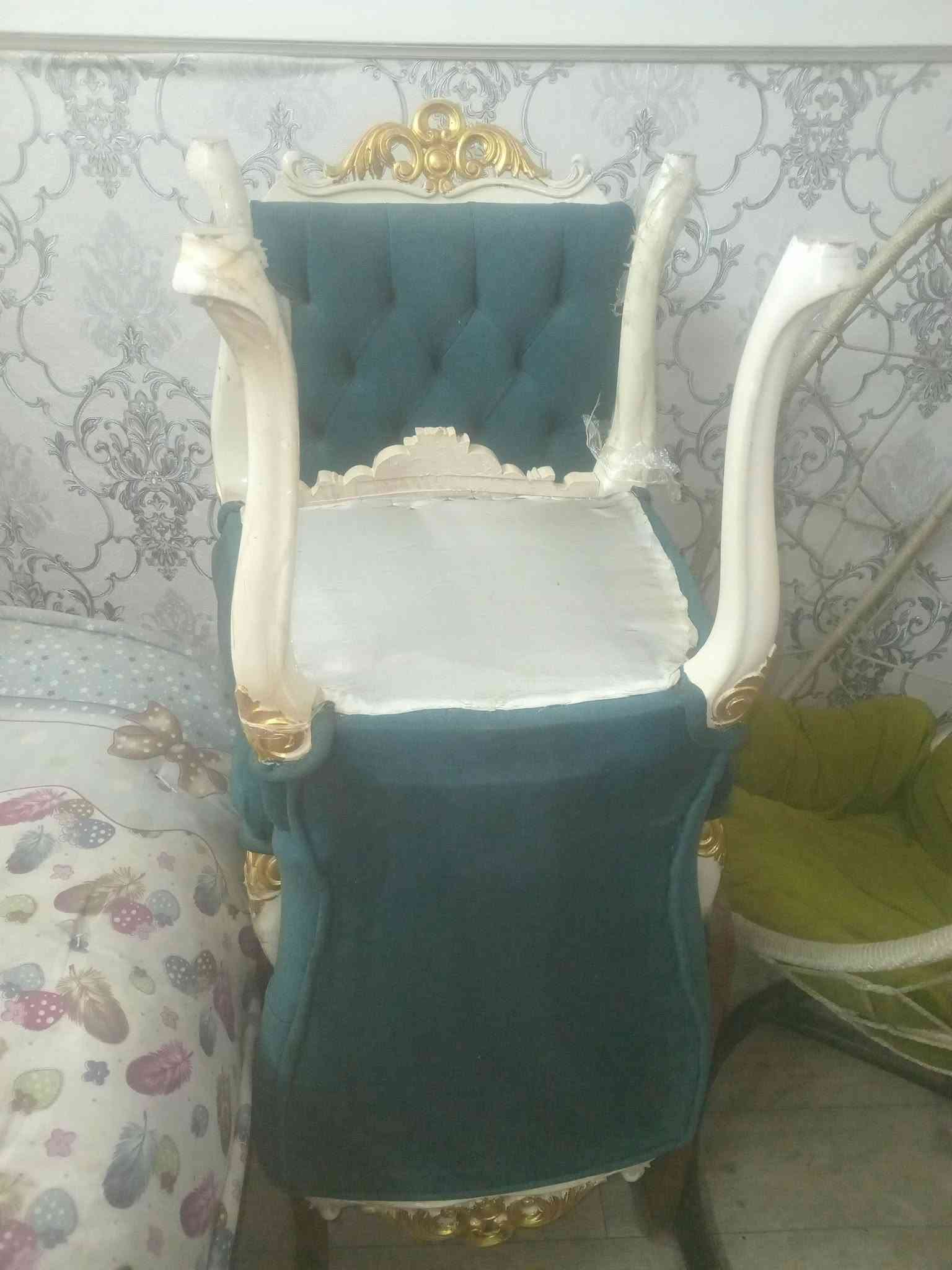 ميز انتيكه • شازلون • زجاج ١٠ ملم