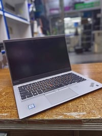 لينوفو X1 Carbon • i7 جيل سابع • رام 16جيجا