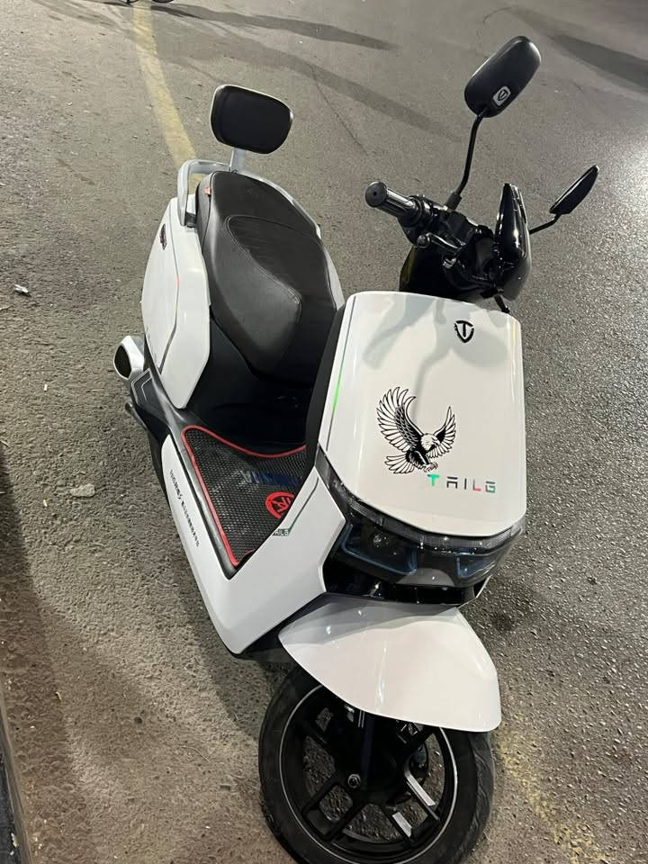 تايلج • شحن • بطاريات