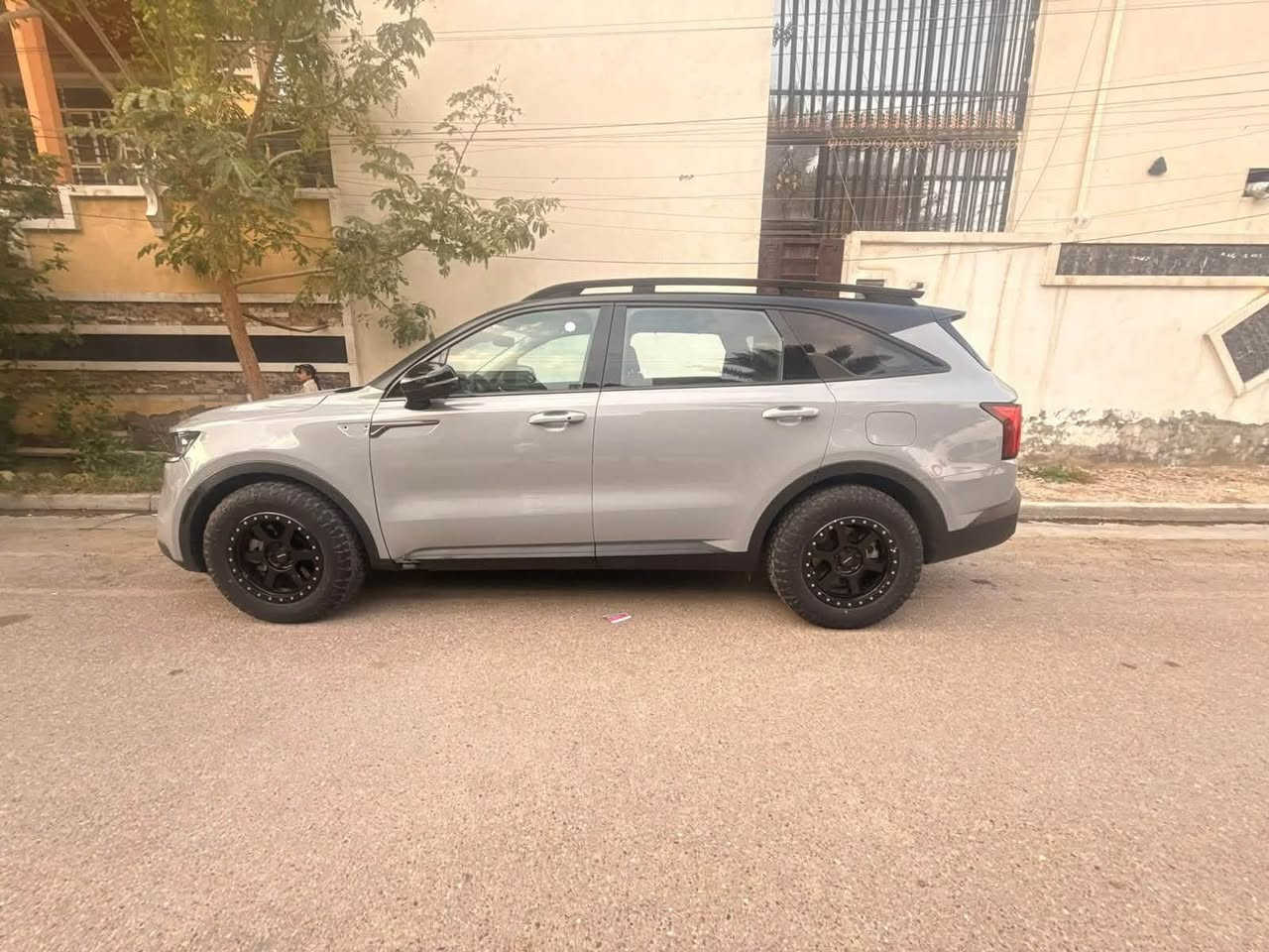 🚘 كيا سورينتو 2023 | X-Line

🔹 الموديل: 2023
🔹 الفئة: X-Line أمريكي 🇺🇸
🔹 المقاعد: 7 راكب
🔹 المحرك: تيربو 2.5
🔹 العداد: 33 ألف كم
🔹 الحالة: ضربة صدر السيارة فقط
🔹 الشاصي: مكفول
🔹 المحرك: مكفول
🔹 الفول: vip
📍 الموقع: بغداد – حي العامل

💰 السعر: 245 مليون؟

🔸 بيها مجال للجادين

📞 للاستفسار واتساب:
***********
