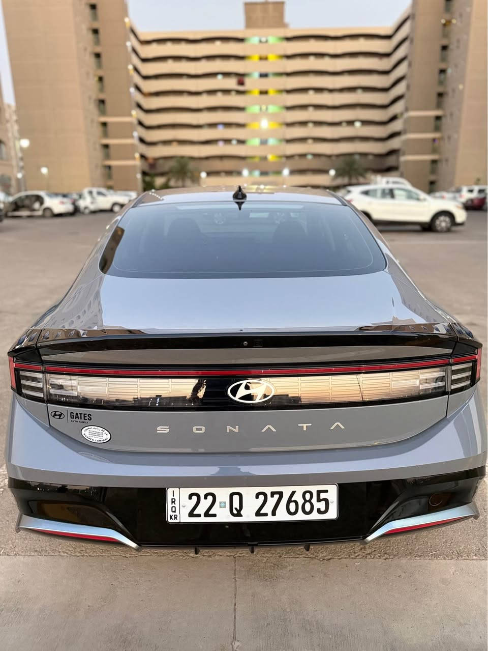 HYUNDAI SONATA 2024🇺🇸🇺🇸🇺🇸
حادث السياره دعاميه فقط
مكفوله من التعديل والبارد والتبديل والصبغ
 رقم اربيل تريد وكاله تحويل     
تسجيل جديد 
وترقيم جديد
مكينه2500  GDi
لون سمنتي مميز🩶🩶🩶
المواصفات 
بصمة دخول ذكي  
تحكم ستيرن 
رادار امامي مع تحديد مسار 
رادار خلفي 
رادار جانبي 
اوتو ستوب خلفي 
اوتو ستوب امامي 
شفتات ستيرن 
كشنات كهرباء وفول ايرباك 
كير تعليك 
حساس فتح جنطة الخلفية 
تشغيل عن بعد 
نظام خروج عن المسار 
نظام قيادة ذاتيه 

اوتو هولد 
هندبريك بصمة 
انظمة قياده  
كاربلي يدعم كافة الانظمة الهاتف 

كامرة خلفية دوارة
ويلكب حجم ١٨انج

نقط عمياء 
مراية داخليه تعتيم تلقائي 
شاشة تبريد تحكم كله لمس 
للاستفسار
واتساب اوالاتصال***********
السعر 189 قفل قفل
مكان السياره بغداد زيونه بغداد, العراق

