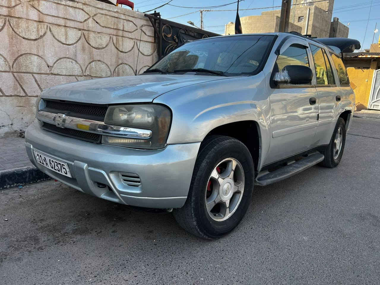 السلام عليكم
بلايزر سلفري 
موديل 2008
Lrz
سنويه جديد لغايه 2030
رقم جديد بغداد 
هزه جديده 
كشنات جلد بلاد 
مكينه قبق ابيض
مكينه كير تبريد مكفولات 
دعاميات مصبوغات مع ربعيات 
السعر 73ورقه بيه مجال 
***********
السياره صافيه ليره 
كهربائيات كله شغاله 
ولا اي اشاره بالعينه معلك
