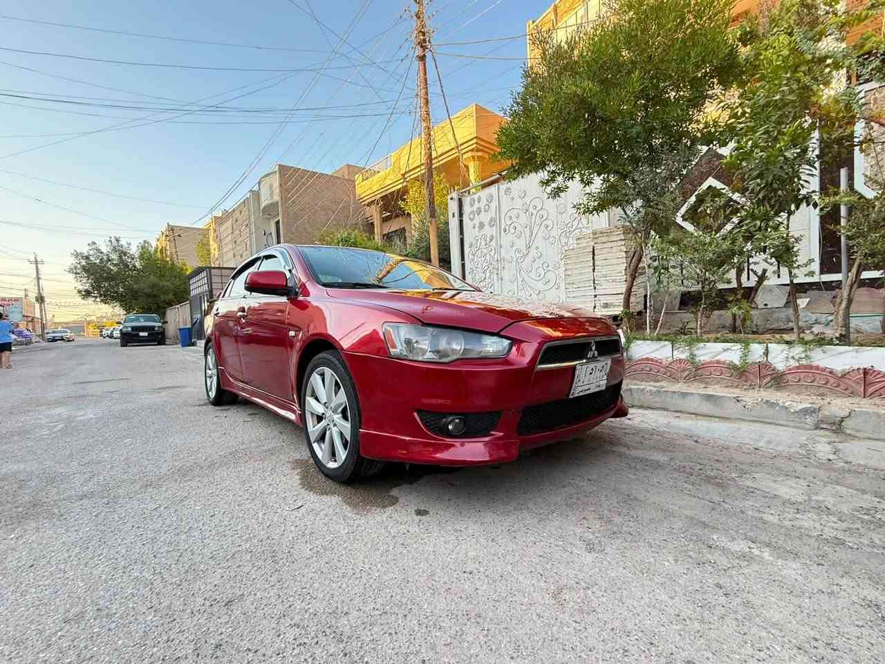 سلام عليكم
للبيع لانسر قرش موديل ٢٠٠٩ فول مواصفات للخير 

محرك ٢٠٠٠ بلادي كير اوتماتيك تبريد شغال ثلج

السياره فتحه بصمات شفتات تحكمات كراسي كهرباء

وراد امريكي حادثها جامغ خلفي فقط صبغ عام جماليه

تهم تاير صدرين محرك وكير كله جديد كهرباء كله شغال 

السياره رقم بغداد شرط التحويل السعر79 ورقه وبي مجال

العنوان بغداد حي الجهاد ***********
