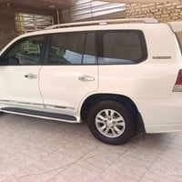 لاندكروزر • ٢٠١١ • دفع رباعي