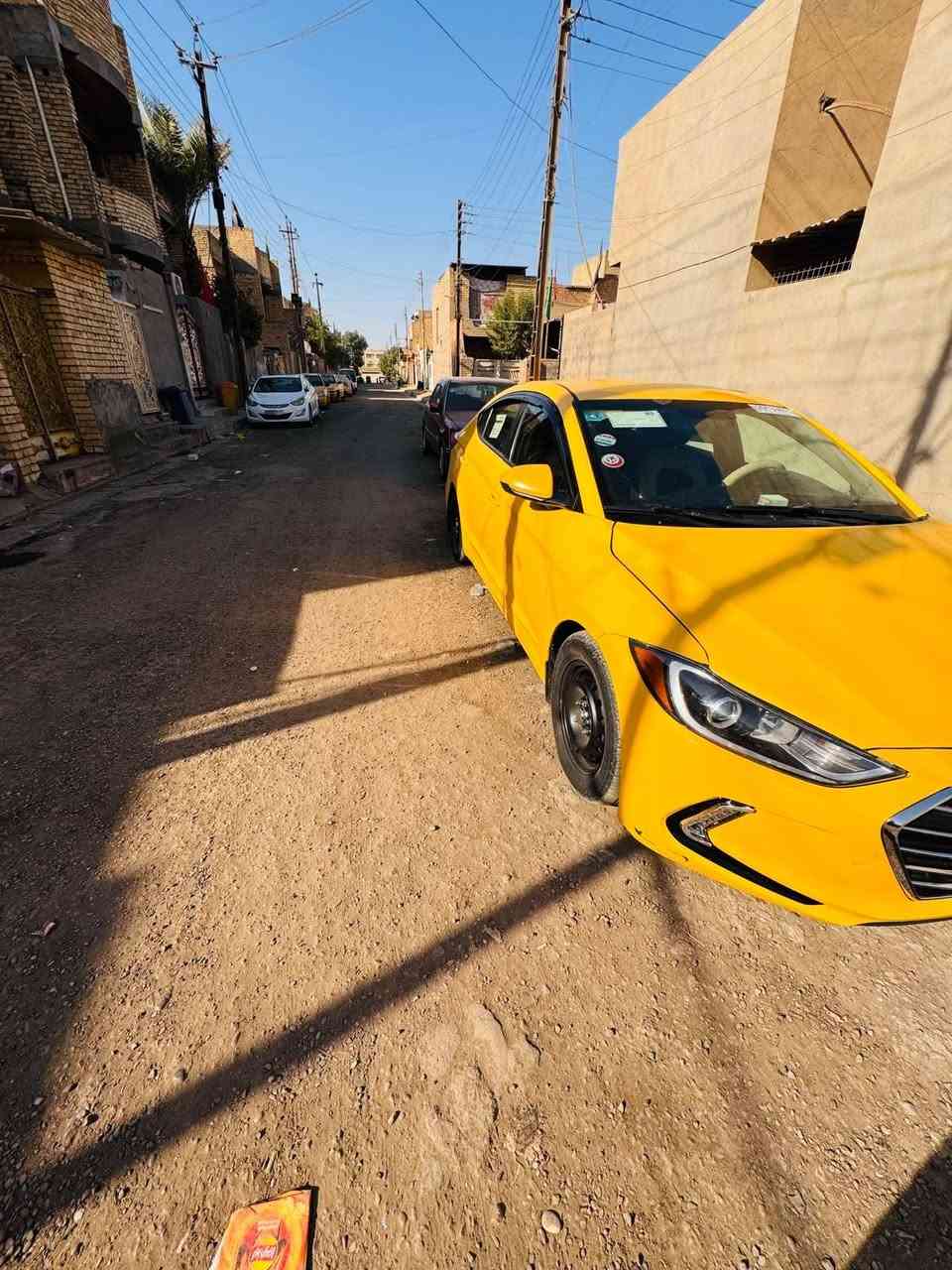 السلام عليكم انتره موديل 2017صوره الحادث بالمنشور  سياره ليبر واحد محرك 2000 دوش كير ايتي كامره حساسات  لادارات تخم تاير حداديه جديده تبريد شغال تحكم ستيرن جيهتين شاشه جبيره  منظومه غاز مكاني بغداد رقم تلفون ***********

نص مكتوب في الصور:
- BIDCARS