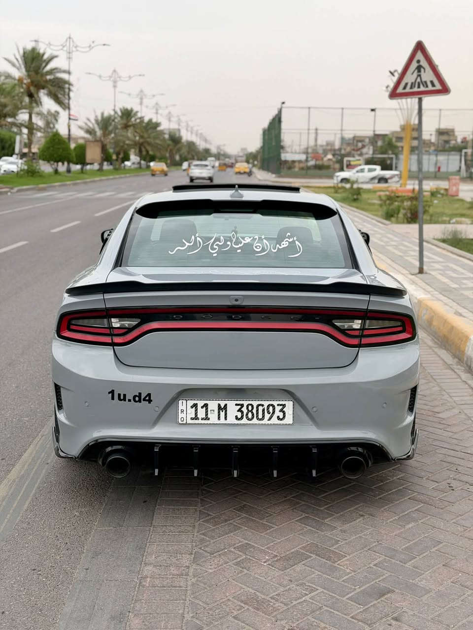 مكينة ٥٧٠٠ • موديل ٢٠٢١ • ماشية ٣٣ ألف ميل