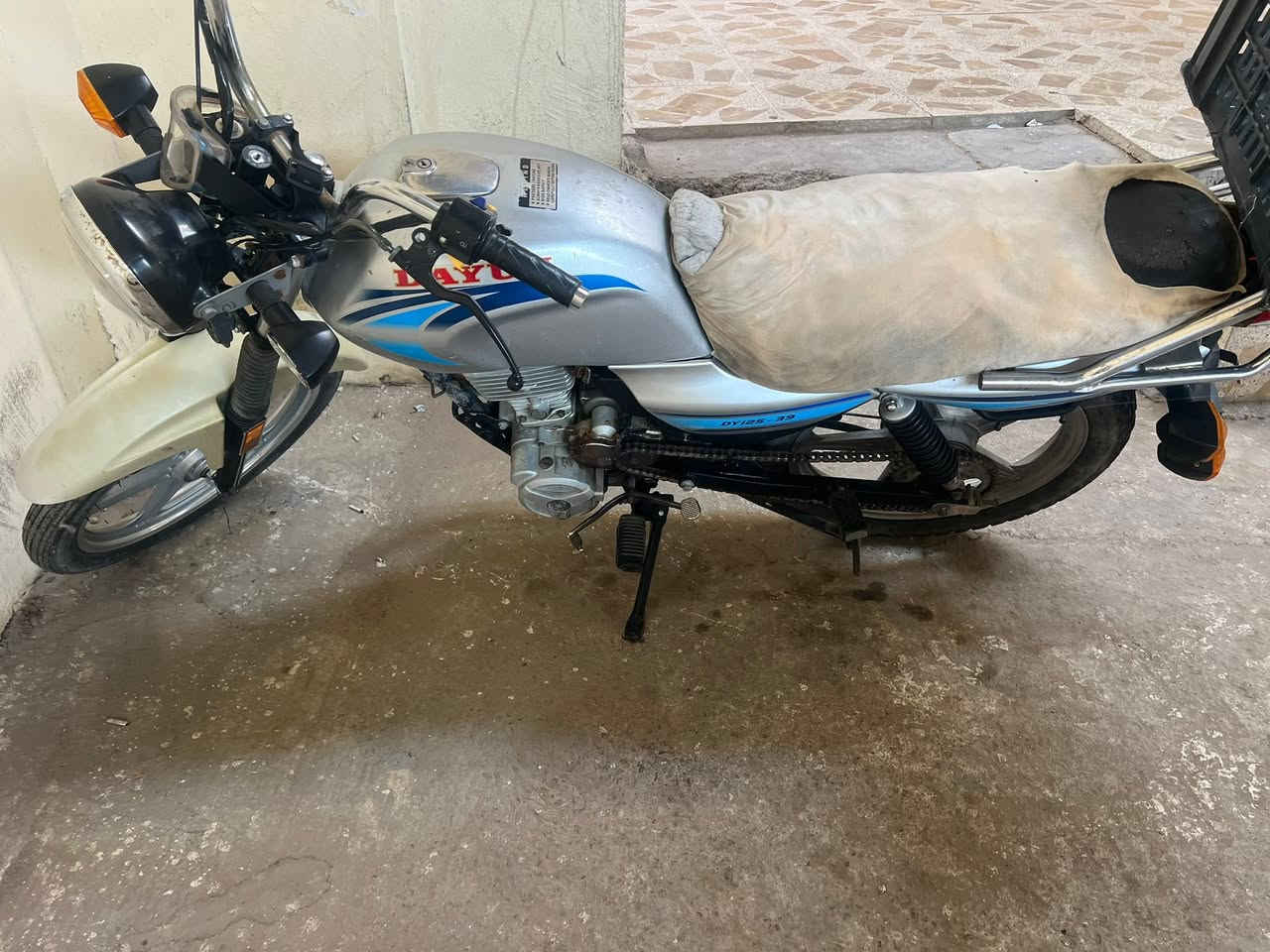 سلام عليكم دراجه دايون موديل 2019وراق اصولي اكاتبك ويه الوكيل عوزه شويه ترتيب السعر 750مكاني نجف ***********
