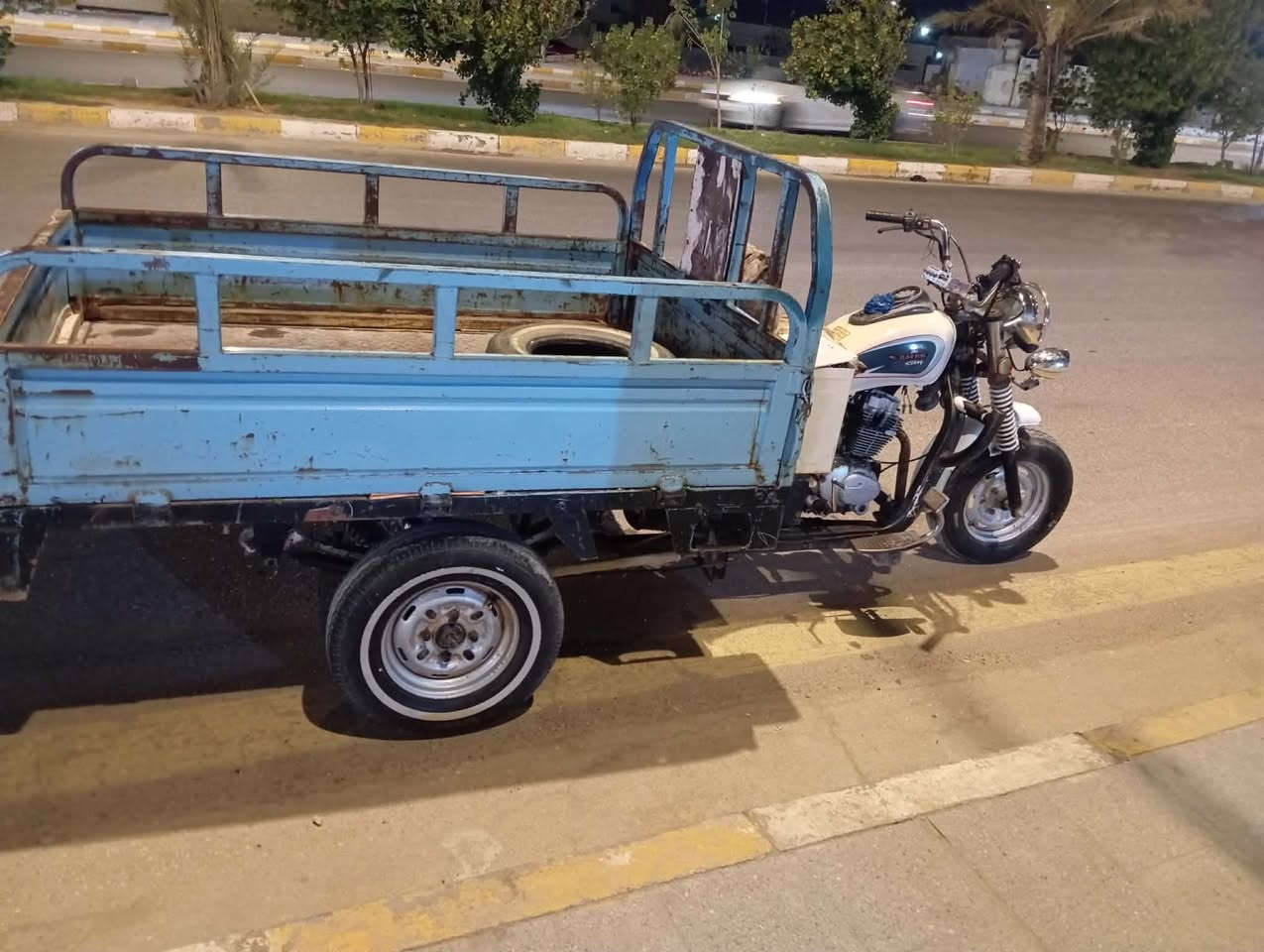 سلام عليكم ستوته لبيع مديل 15 وراق صولي مكينه مفتوحه بس ولفات شاصي مكفول من لحيم السعر مليون450 وبيه مجال مكان ناصريه اسكان الصناعي رقم  هاتف ***********
