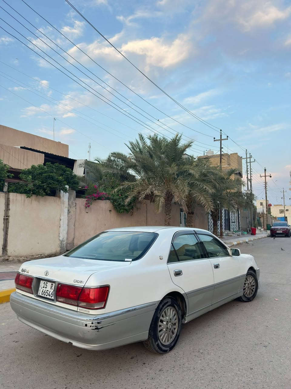 السلام عليكم 

🔹 سيارة ملكة 2003
🔹 كرستال أصل
🔹 اربع دگم فول بطن عدة الفتحة
🔹 مكينة vvt-i 
🔹 تحوير نجف
🔹 اصولية %100 تحويل ثاني يوم رقم دولي 
🔹 مكفولة من الكصة ونقل جثة 
🔹 علماً السيارة بيهة منظومة غاز 60 لتر 

🔹 السعر 120 والشراي يتدلل

واتساب ***********
