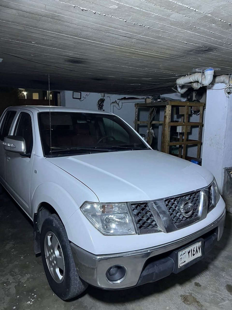 بەناوی خوای گەورە
ناڤارا ٢٠١٣
تۆماتیک شەخاڵ و بەسمە
ساخە سەیارەکە 
کۆدی هەیە 
بۆیاخ پەڵە پەڵە هەیە 
دەعموو لێدراوی نییە 
تەبریدو تەقەو رەقە بەشەرت
گێڕو مەکینەی بەشەرت
شوێن سەیسایەق
٦٢گەڵاو مەعمەلەیە کەم 
رقم :*********** حلبجة, السليمانية
