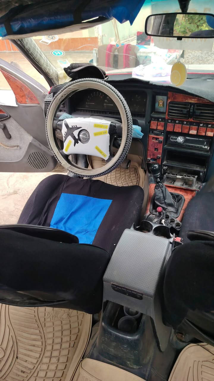 اوميغا • ١٩٩٢ • محرك ٢٫٠