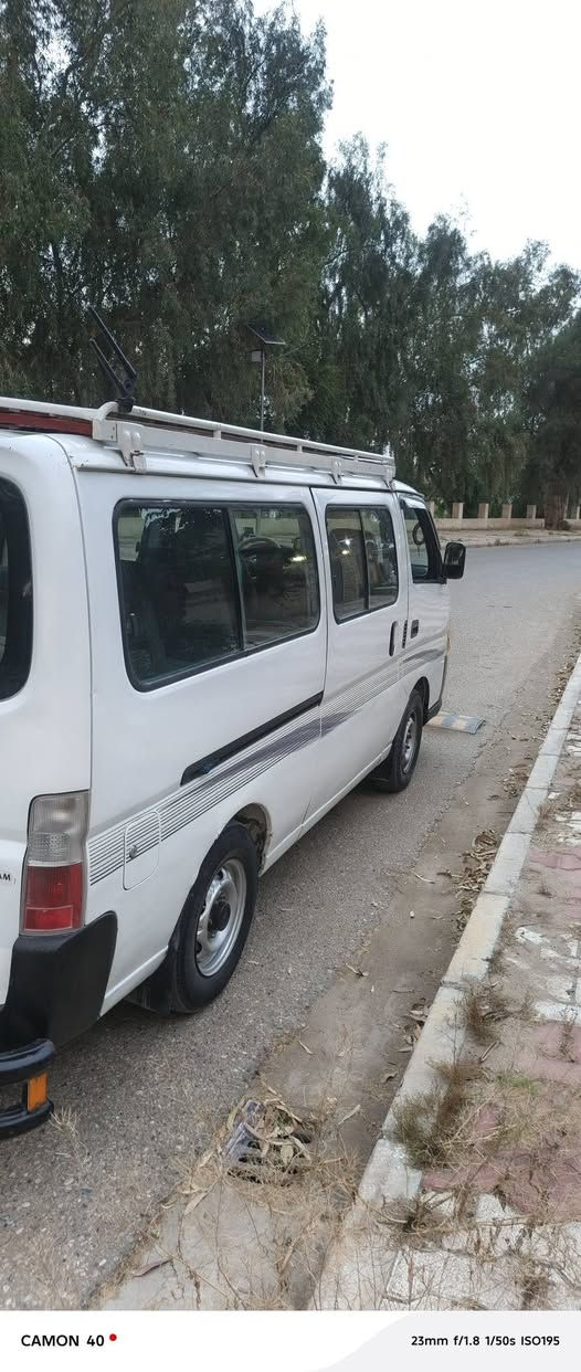 ر سلام عليكم نيسان يورفان للبيع محرك ففتي كير عادي خير من الله بيهه صبغ من شريط وجوه بدون ضربه داير حبل السعر 110 
وبيهه مجال 
للاستفسار الاتصال ع***********
مكاني ديالى المقدادية
