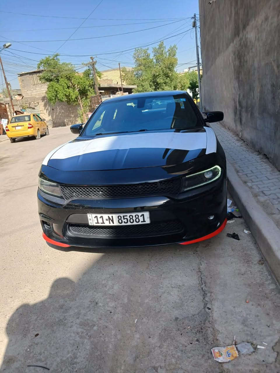 جارجر موديل ٢٠١٦ وارد كندي داخله كلين مكينه كير مكفول حادثها بلعراق كلير بين الباب والجاملغ صفحه الصدر اثر طخه والجاملغ الخلفي بي بارد قليل السياره استخدام شخصي ماشيه ١٦٠ مكان السياره بغداد الجديده 
السعر ١٦٧ وبيها مجال *********** بي واتساب
