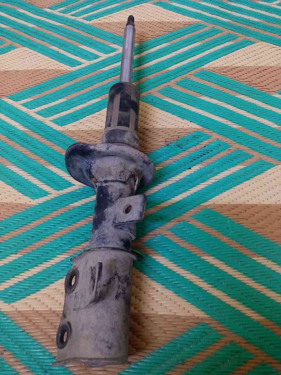 سلام عليكم غراض سايبه للبيع سعر 50وبيهن مجال رقم موبايل ***********
