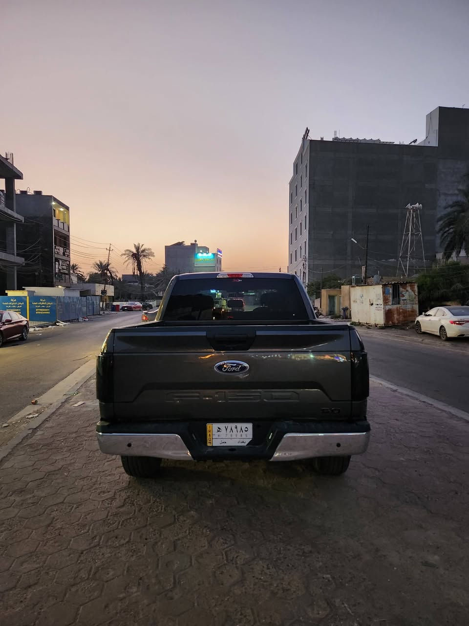 2018 ford f150
بيع او مراوس ( هايبرد او كهرباء ) حصرا

 كلين تایتل بدون صبغ بدون تبديل بدون اي شي

1FTEW1E52JKE45960 رقم الشاصي

V8 5.0

4x4

كير تعليك عشر نمر
باب طويل بدي قصير
شاشه صغيره
شاشه اعطال
كاميره
بلوتوث
رمز سري بالباب
مقاعد مخمل الأمامي متصل يعني 6 راكب + قاصة عليها منضومه لايت لد كلش قوي

 ماشيه 125 كيلو يعتبر مشي قليل على بيكب وعلى موديل 2018
 رقم بغداد الجديد باقي بس استلام لوحات  باسمي تحويل شوکت ما تريد السعر 190ورقه و بيها مجال 
***********
مكاني العامرية او حي الجامعة
