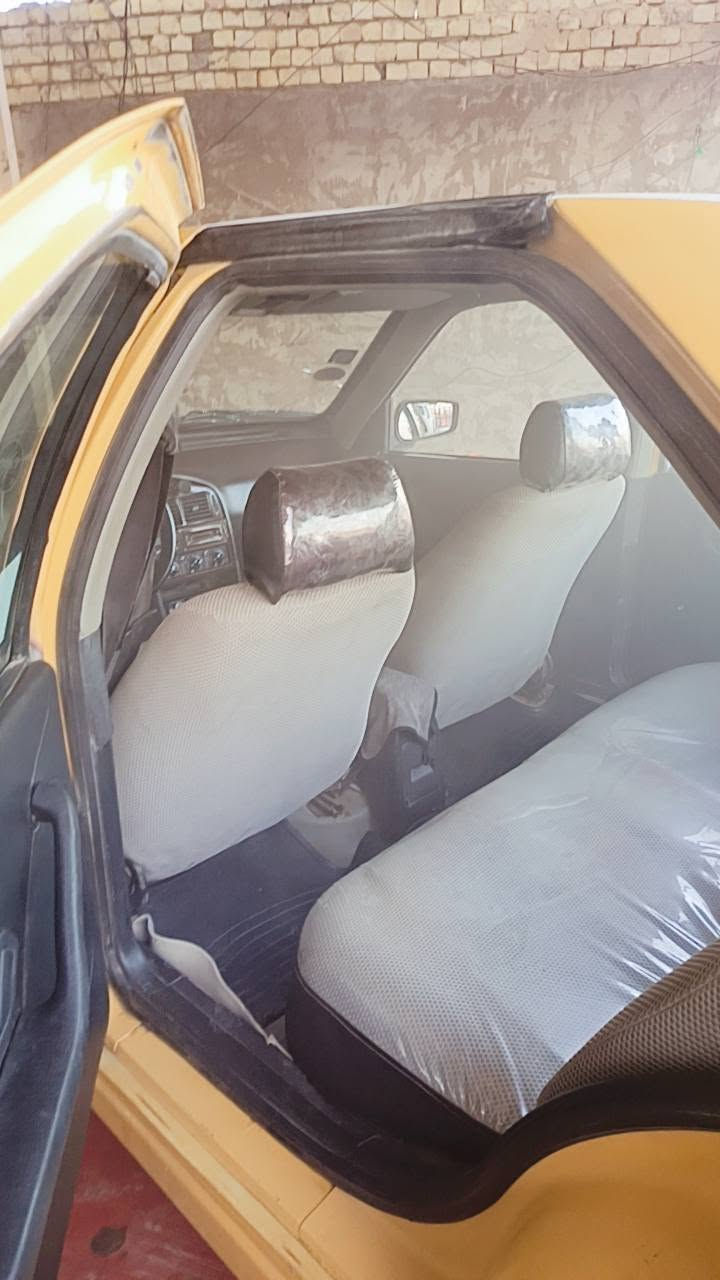 من رخصه لادمن عندي بيجو بارص مديل 12جاهزه تبريد شغال سنتر لوك لايت زنون ماسحات زراكات كلهه شغاله محرك كير يخبلن جوتتر جديد دريمشفتات جديد راديتر جديد باتري جديد سياره حلوه ومرتبه ومصفره وبسمي رقم بغداد الجديد تحويل مباشر ابيع أو مراوس وتماتيك شعندك @نزل سويج بسويج حسب الرغبه ***********
