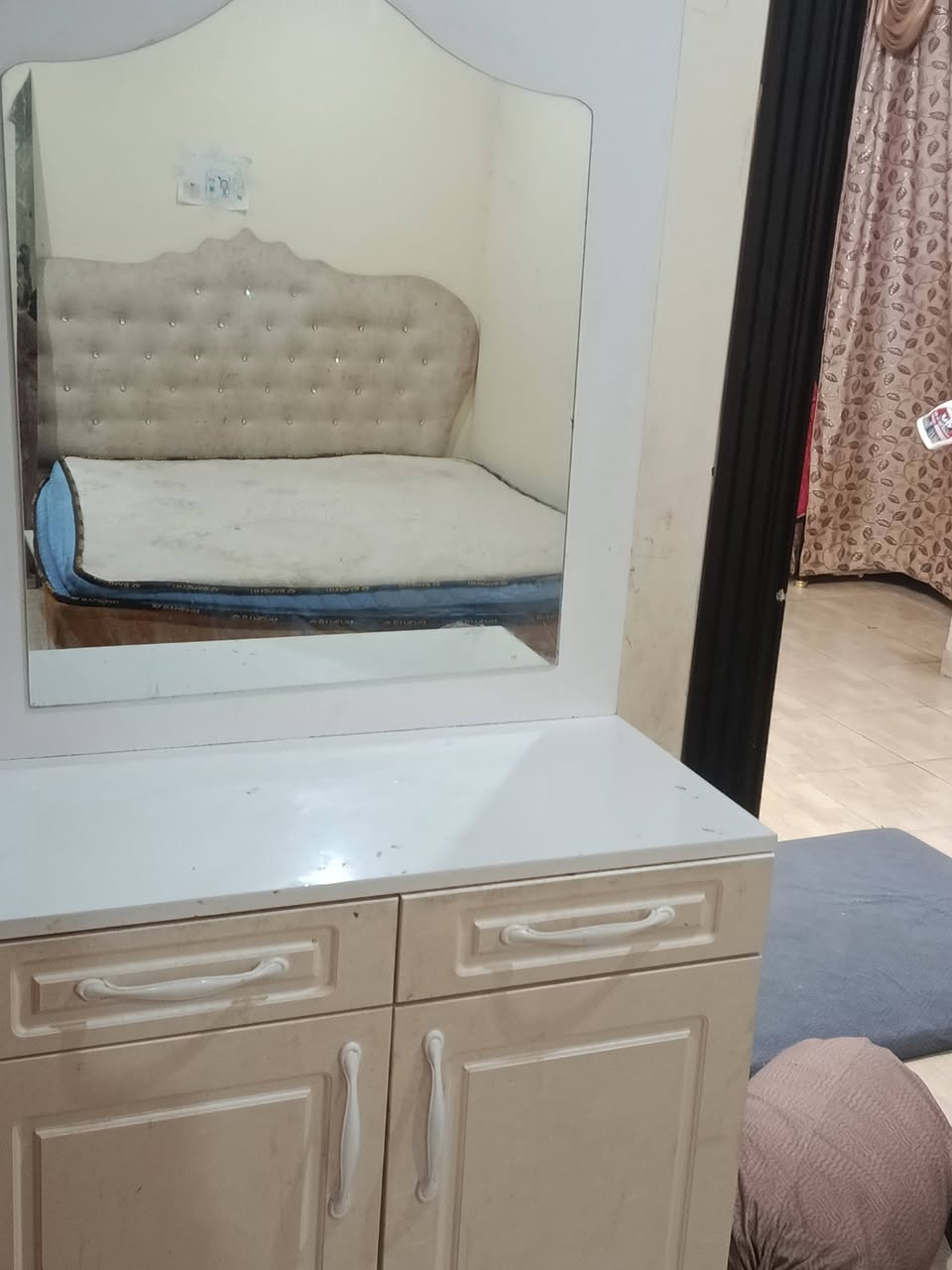 سلام عليكم عدي اغراض اللبيع تواصل واتساب ***********
