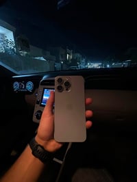 ايفون 15 برو ماكس ذاكره 256  بطاريه 89 لون تيتانيوم تفاصيل عبر الخاص ا...