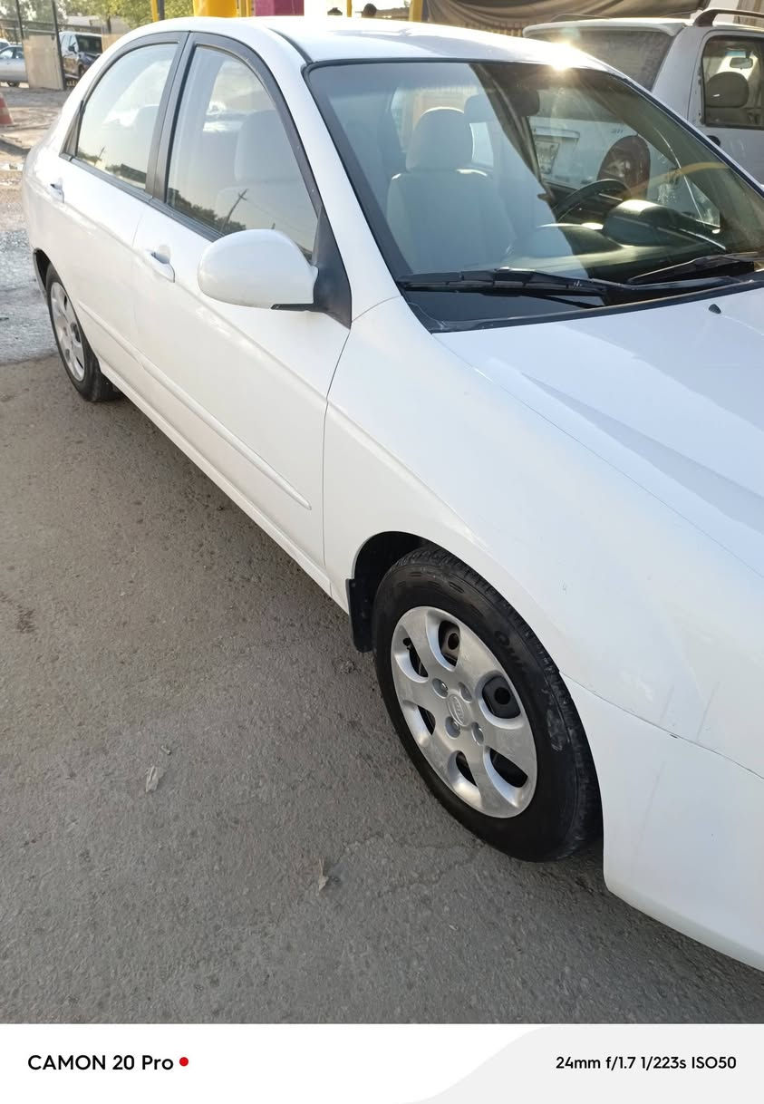 سلام عليكم اسبكتر 9 رقم كربلاء بيه صبغ جاملغ امامي اوبنيد بدون دواخل سعر 85 مكانه كربلاء ***********
