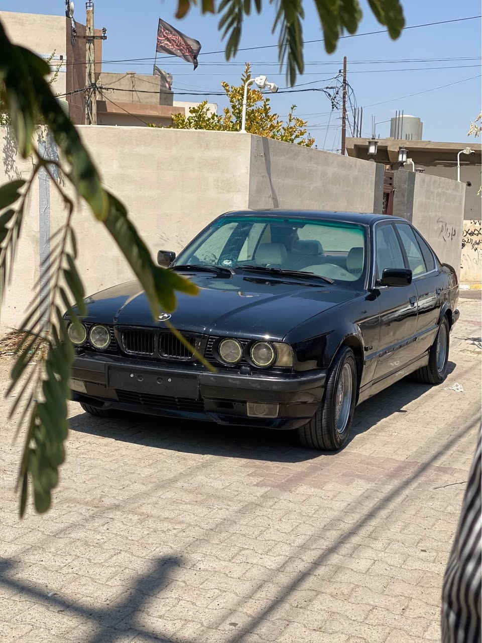 ‎بي ام 525مديل 95رقم بغداد دفتر بانزين بدون ضرر داخل ابيض صاج فول عدة فتحة مكاني اتصل ***********‎ كركوك, العراق
