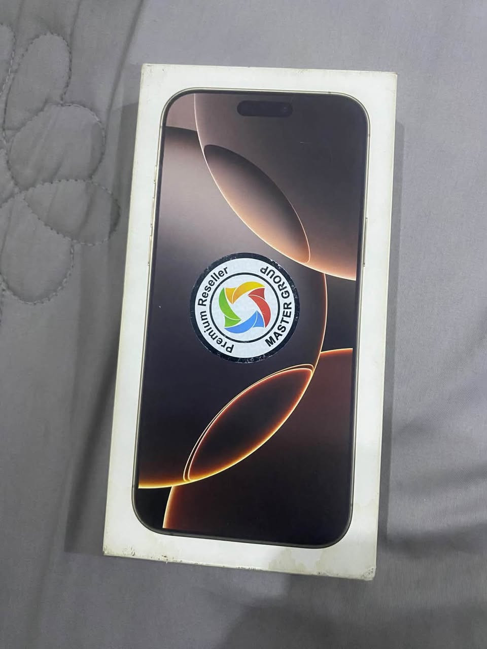 ايفون 16 برو ماكس • ٢٥٦ • بطارية ٩٠٪