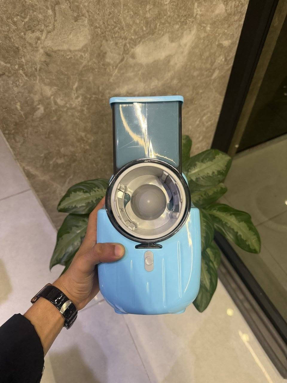 بعدج تقطعين الخضار بإيدج؟ خلي الشغل علينا! 😍
قطّاعة الخضار الكهربائية ST-15 تختصر عليج الوقت والجهد، وبكبسة زر تساعدج تحضرين الخضار بسرعة وبأشكال مختلفة
29 الف
توصيل كافة محافظات العراق 
‏‪***********‬‏ وتساب
