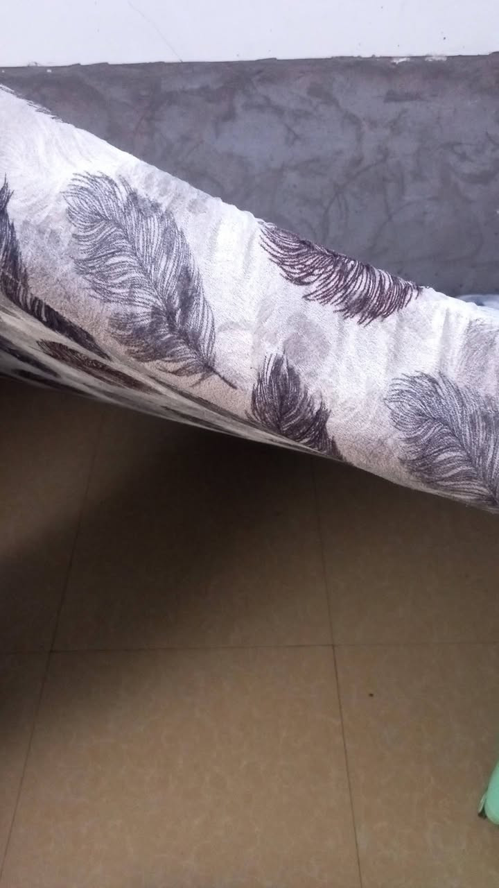 سلام عليكم دوشك سفنج اصلي استخدام قليل الي يفيده يتصل عل ***********
