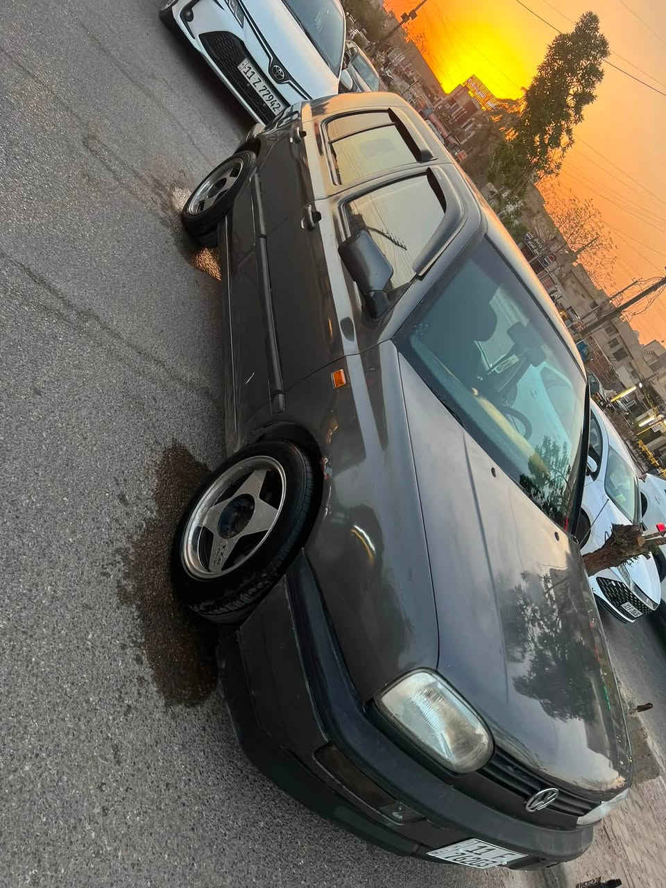 كولف mk3 اوتو مكينه2000 كفاله
رقم بغداد انكليزي تحويل مباشر السنويه 31

صدر امامي خلفي جديد وتخم تاير 

ويل كب رياضي كهربائيات جاهزه ولا جطل كله بلاد السياره شرط بلاديه بدون حادث  جماليه داخلهه كلش نضيف ترايهه ناعم بلعافيه عل ياخذه سياره جاهزه السعره 40  مكاني بغداد حي جهاد ***********
