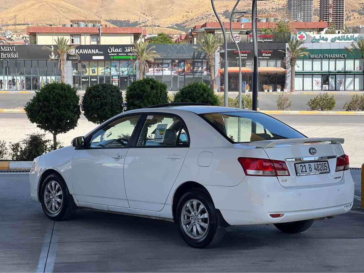 ژماره ى خاوه نى (***********)  سليمانى
٥٩ $ قوفل 
بيوايدى ٢٠١٤ g3 گير توماتيكى فوول مواسه فات 
گيرو مه كينه ى بيلاده مه كينه ١٨ 
بوياخى نيه  ٢١١كم  روشتو 
سه نه و ى و ره قه م تا ٢٠٢٩ تازه يه  ته حويلو غرامه ي به شه رت   
٣ به سمه و سلايتو ناو زه ردو  يرباگو ليدو زينونو بلاجكتور سوكان فوليمو شاشه و كاميره ويل كه پ السليمانية, العراق

