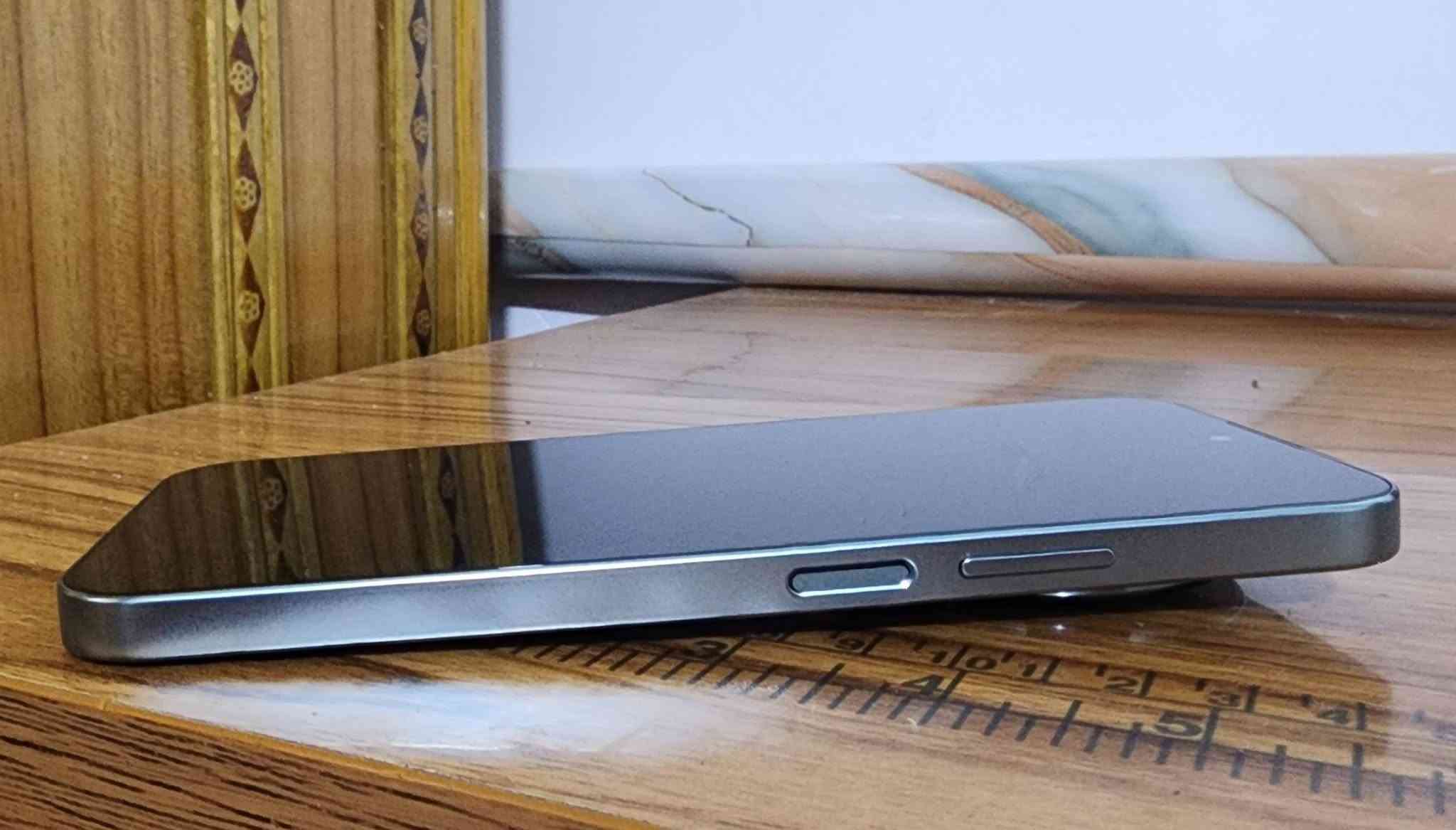 هواوي نوفا 15 ماكس السعر ٤٠٠،٠٠٠ الف،
التخزين 256 العشوائي 8+8 بطارية 8500 مل ام

جهاز اخو الجديد بي خدش بالفريم واضح بالصور ومايبين بعد تركيب الحافظة استخدام 13 يوم فقط كل ملحقاتة موجودة شاحنة مع كيبل وحافظة والكارتونة حتى الوصل وتاريخ الشراء موجود بيها مشتري من مركز هواوي البصرة الضمان سنة فعال، سبب البيع متعود على نظام سامسونج.
للتواصل واتساب ***********

