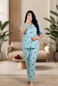 جديدة • مقاسات L-LX-LXX • توصيل لجميع المحافظات