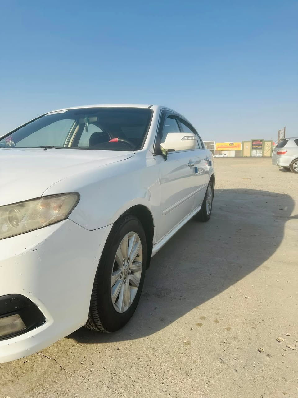 السلام عليكم اوبتيما ٢٠١٠/ خليجي فول موصفات حداديه قبل سبوع مكمله مكينه وتبريد كفاله  
بصمه وفتحه واشاير بل مرايات ورقم بغداد مصفره هيه ومرور مداور ثاني يوم مكفوله من لعيب شرعي 
بيه جاملغ امامي صبغ فقط ونص بنيد بدون فتح مكان ناصريه شطره ١١٨وبيه مجال اتصال فقط ***********
