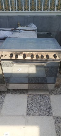 طباخ ٥عيون • مصري • نظيف