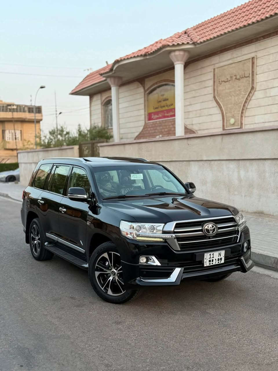 🇯🇵سلام عليكم ورحمة الله🇯🇵
لاندكروز مديل 2021 VXS بريم داخل قرميدي 5.7 مغلفة نانو PPF  سيارة جكات مواصفات الكزز  سيارة مكفولة كفالة  
عامة كلش  ماشية 57,000 الـف حقيقي سيارة جديدة كلش 
رقم بغداد بسمي تحويل ثاني يوم 

{{ سعرها مناسب بلنسبة لنضافتها}} 

* الاستفسار: ***********
* مكاني البصرة 
* ملاحضة : غير متواجد عل فيس

