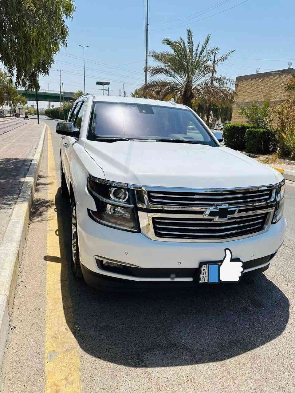 تاهو بريمير‏ CHEVROLET PREMIER 
الموديل: 2020 
المشي: 53 ألف Mile
السيارة وارد امريكي رقم بغداد بأسمي
السيارة فور ويل 4X4 مواصفات كديلاك محرك 6200 وكير 10 سرعات (عادي + اوتو)

* المقاعد قرميدي  Vip مع تدفئة وتبريد مع تحكم كهربائي للجميع وكرسي السائق هزار عند اقتراب السيارة من اي شيء مع مناخ منفصل وتبريد ثلاث قطع

* شاحن لاسلكي + باب الصندوق كهرائي مع استخدام القدم مع رادارات امامية وخلفية وحساسات امامية وخلفية 

* خاصية التوقف الذاتي بالمنحدرات وكذلك البريك التلقاىي المفاجئ
* خاصية الـ Display up لعرض المعلومات على الجامة الامامية مقابل السائق وكامرة خلفية اصلية وخمس بصمات ابواب وتشغيل عن بعد

* ويل حجم 22 كروم مع إطارات برجستون والدبلات الخلفية چوبلس 
* دوسة كهربائية تختفي مع غلق الباب بالاضافة الى مواصفات اخرى كثيرة..

* السعر: 385 (ثلاث شدات و 85 ورقة)

* مكان السيارة: محافظة ميسان- العمارة
(الحادث بسيط فقط الجاملغ الأيمن وبدون أي ضرر للبنيد او مقدمة السيارة) 
للاستفسار التواصل وتساب ***********
